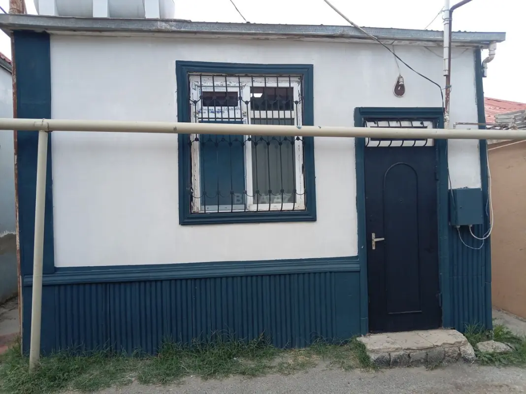 Satılır 3 otaqlı həyət evi 65 m²