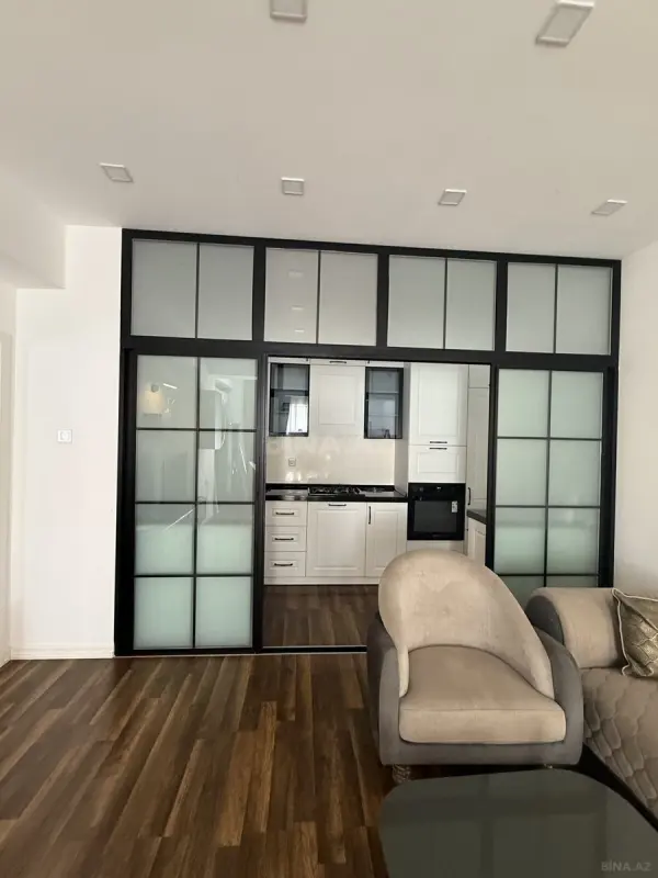 Kirayə verilir 3 otaqlı mənzil 100 m²