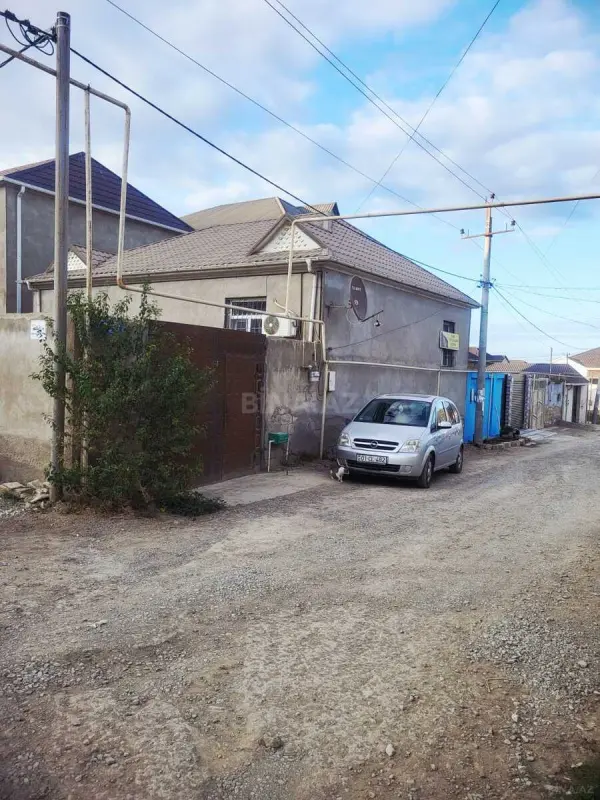 Satılır 3 otaqlı həyət evi 90 m²