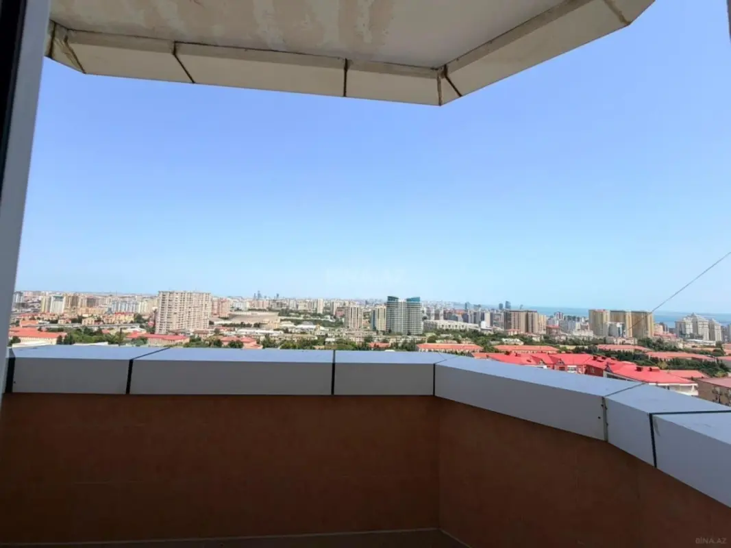Satılır 3 otaqlı mənzil 149 m²