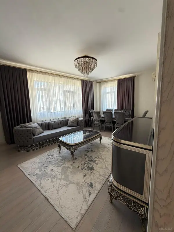 Satılır 2 otaqlı mənzil 100 m²