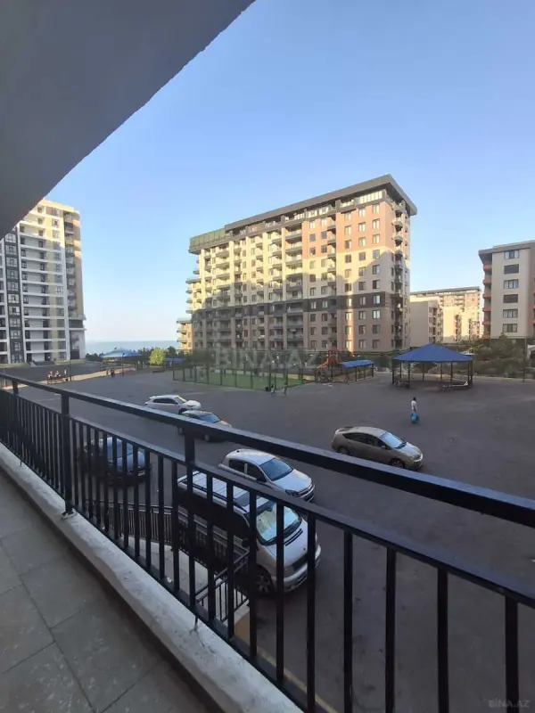 Satılır 3 otaqlı mənzil 95 m²
