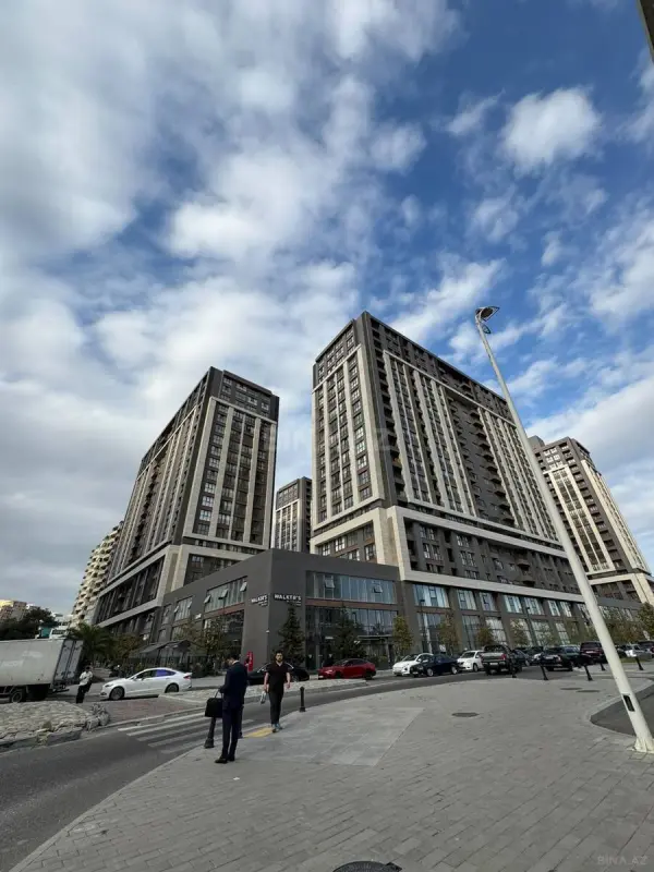 Satılır obyekt 177.9 m²