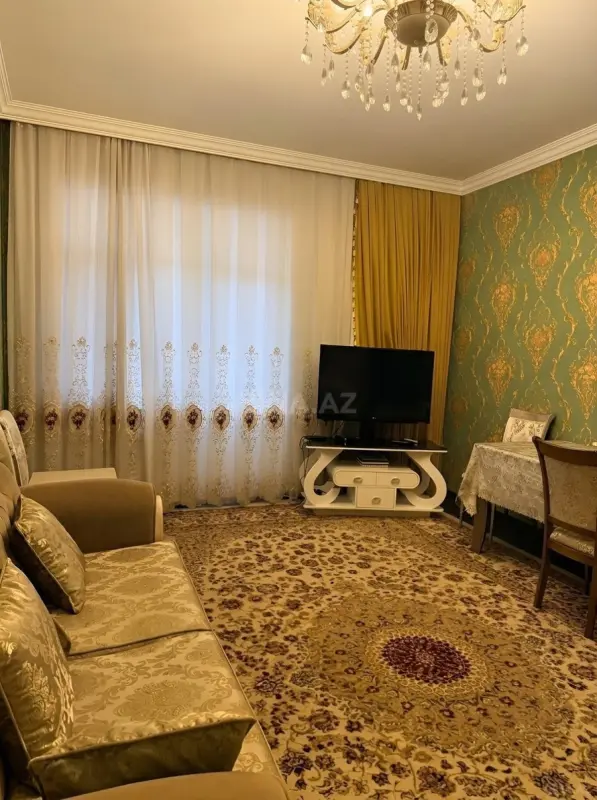 Kirayə verilir 2 otaqlı mənzil 80 m²
