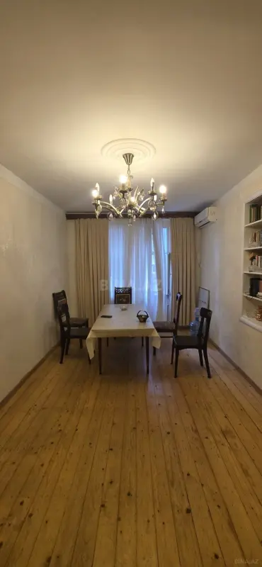 Satılır 4 otaqlı mənzil 90 m²