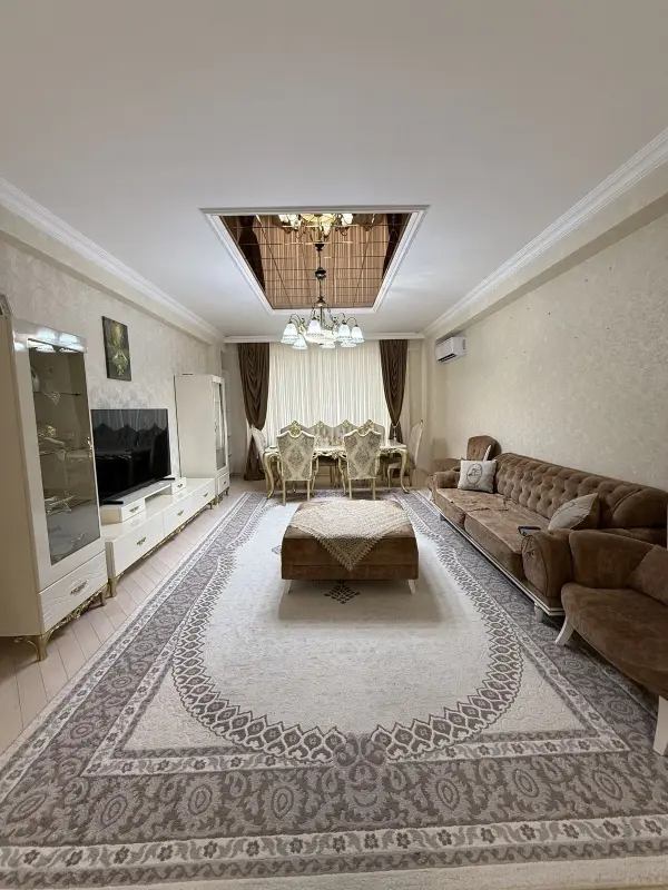 Satılır 3 otaqlı mənzil 140 m²