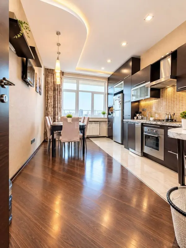 Satılır 3 otaqlı mənzil 120 m²