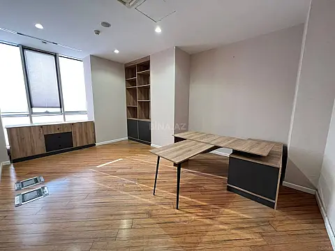 Kirayə verilir 1 otaqlı ofis 25 m² — Bakı 1 otaq 25.00 m²