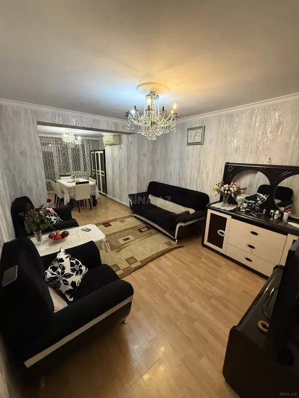 Satılır 3 otaqlı mənzil 98 m²