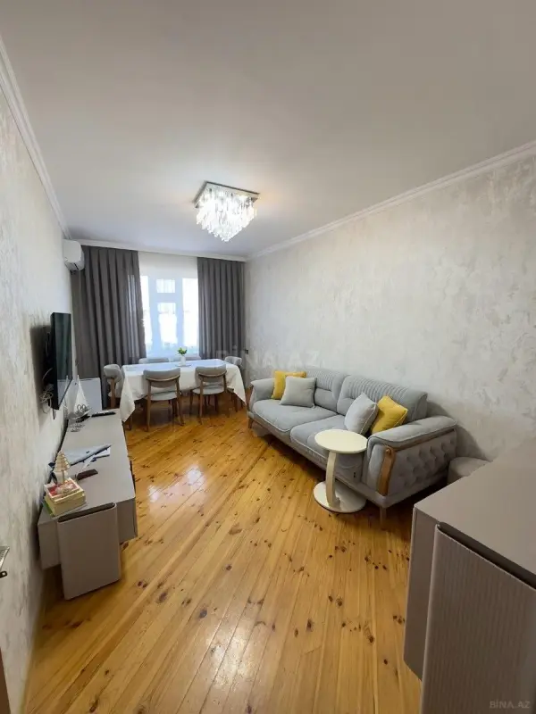 Satılır 2 otaqlı mənzil 62 m²