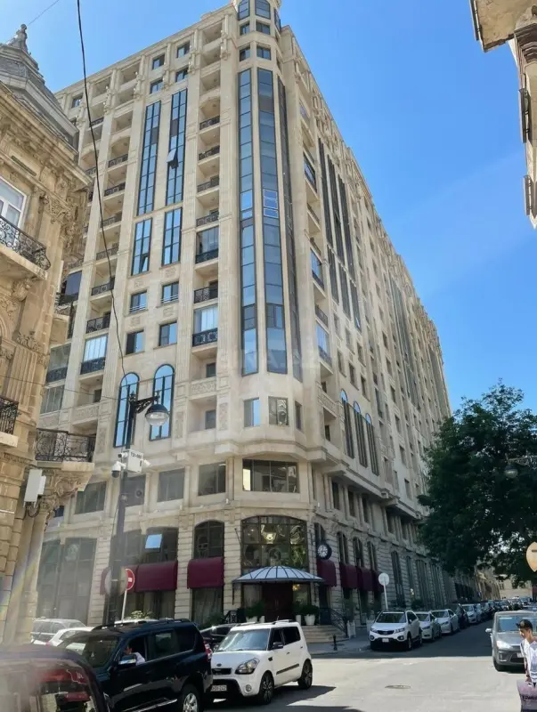 Kirayə verilir 3 otaqlı mənzil 110 m²
