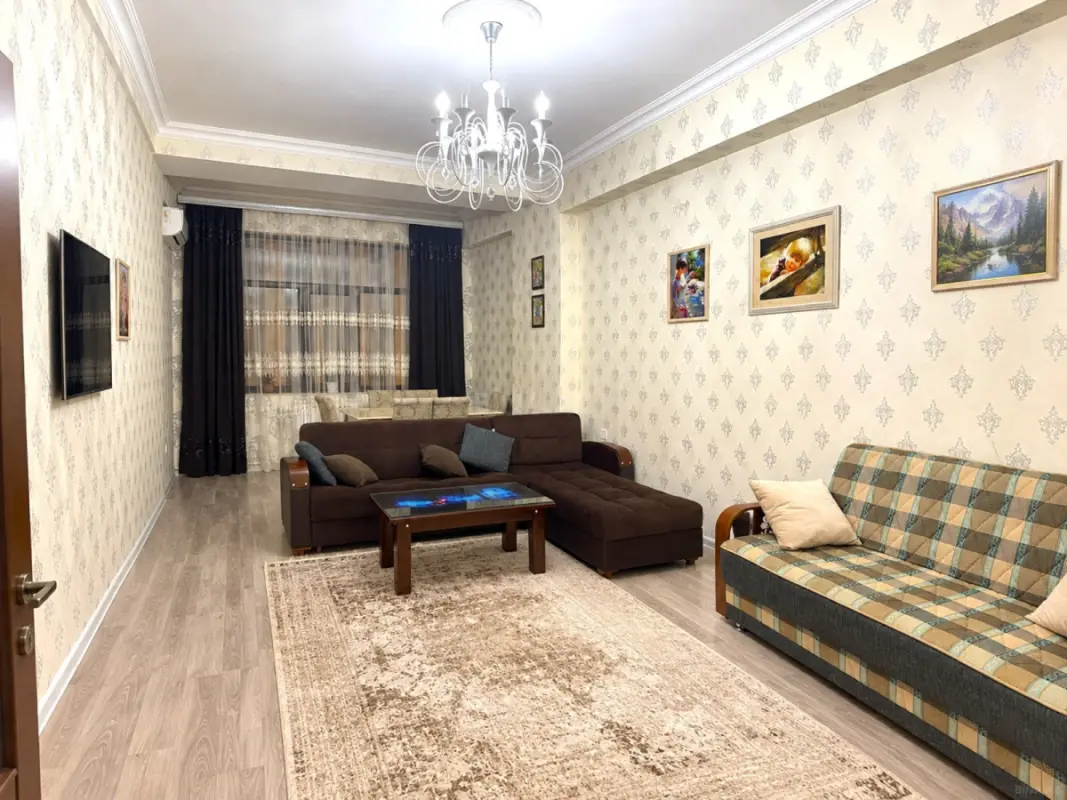 Satılır 2 otaqlı mənzil 80 m²