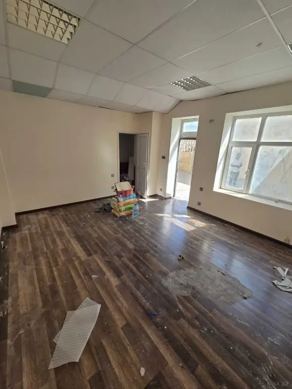 Satılır obyekt 27 m²