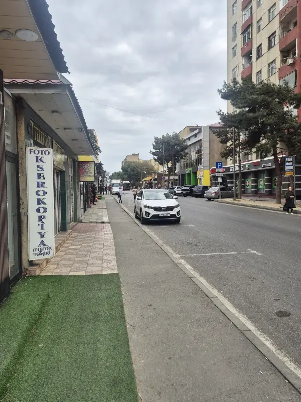 Satılır obyekt 35 m²