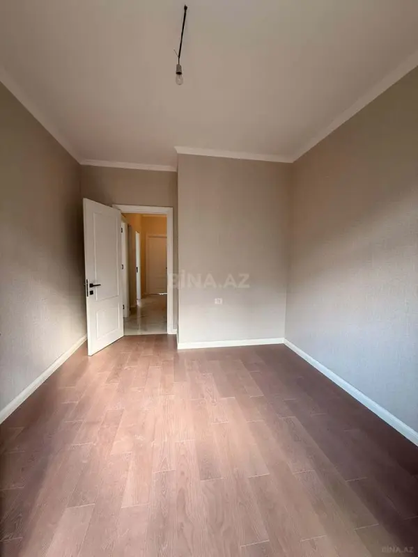 Satılır 3 otaqlı mənzil 96 m²