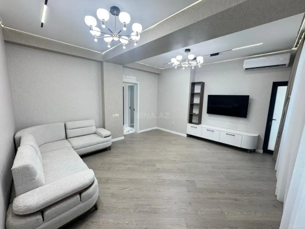 Kirayə verilir 2 otaqlı mənzil 80 m²