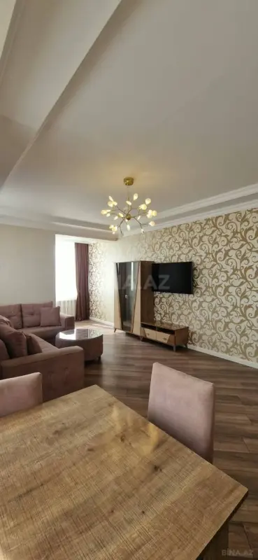 Satılır 3 otaqlı mənzil 117 m²