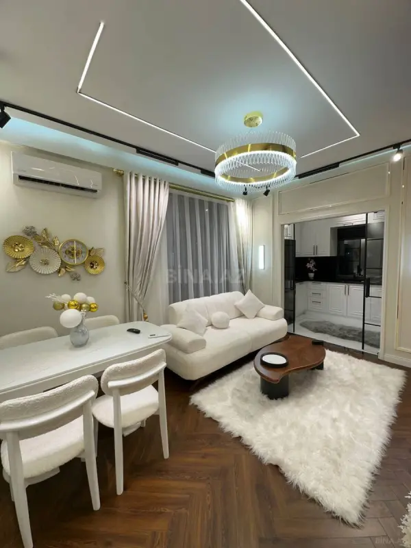 Satılır 3 otaqlı mənzil 92 m²