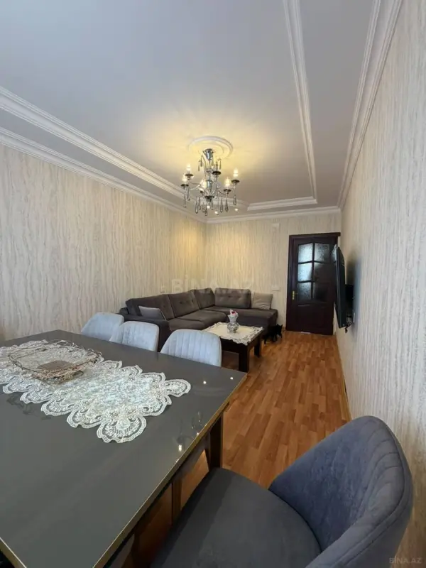 Satılır 5 otaqlı mənzil 110 m²