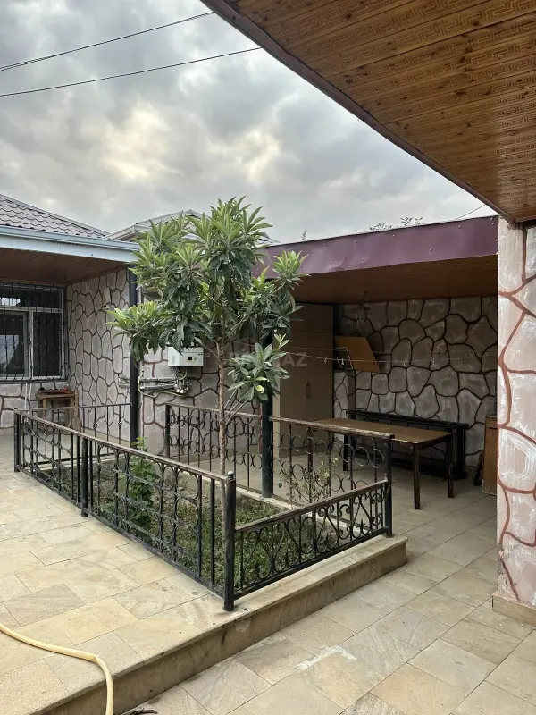 Kirayə verilir 2 otaqlı həyət evi 100 m²