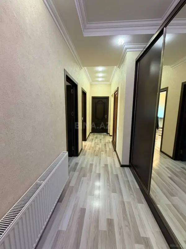 Satılır 3 otaqlı mənzil 120 m²