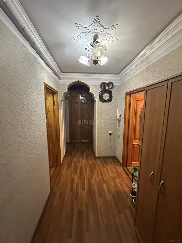 Satılır 4 otaqlı mənzil 85 m²
