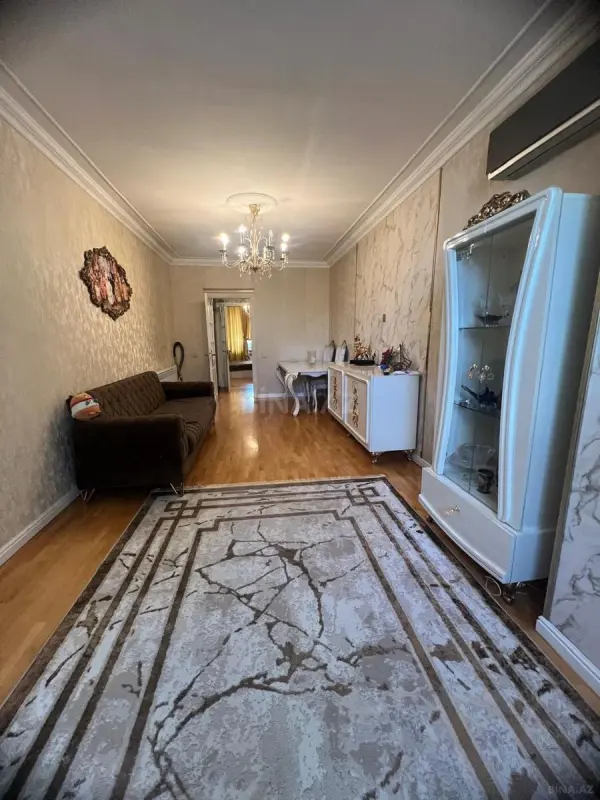Satılır 2 otaqlı mənzil 64 m²