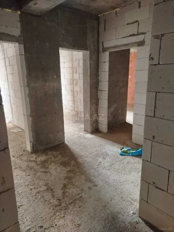 Satılır 2 otaqlı mənzil 76.7 m²