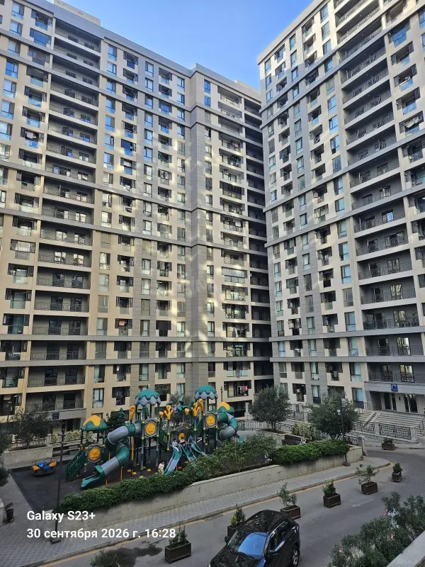 Satılır 3 otaqlı mənzil 102 m²