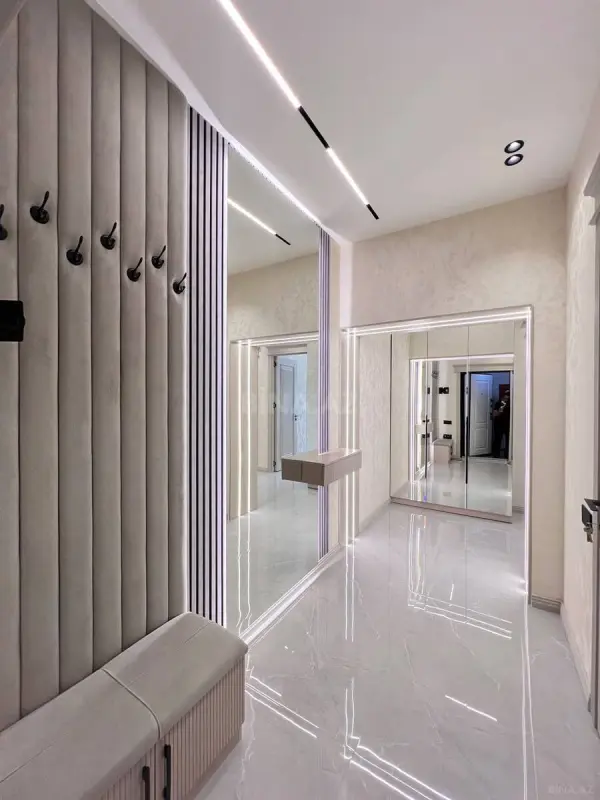 Satılır 2 otaqlı mənzil 76 m²