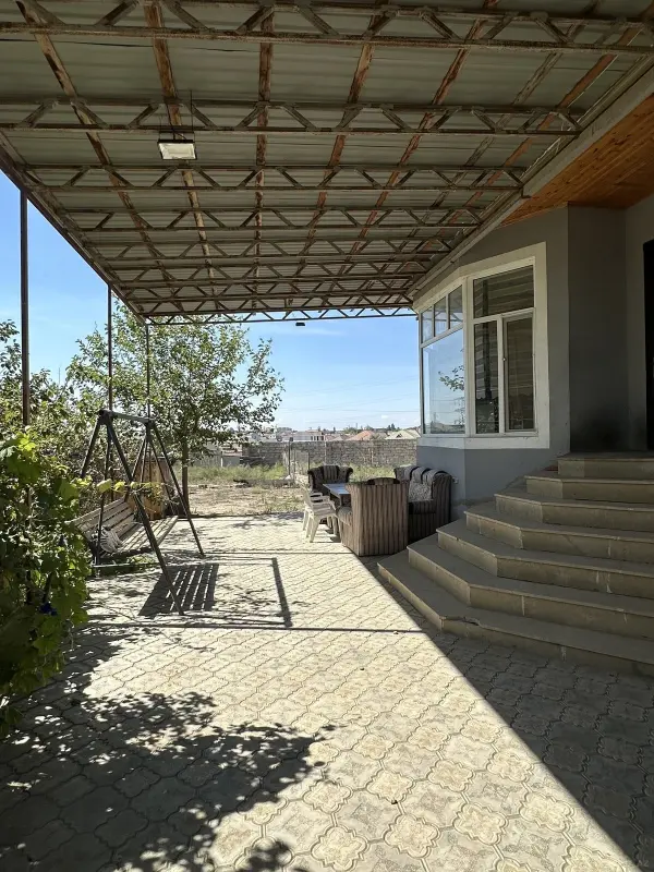 Satılır 4 otaqlı həyət evi 138 m²
