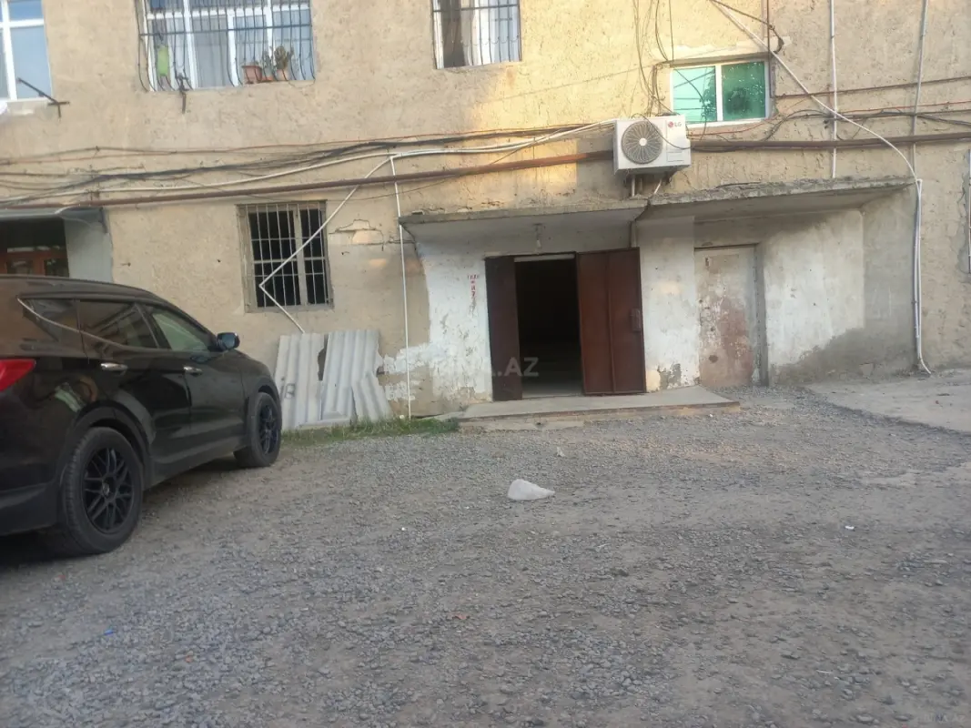 Satılır 3 otaqlı mənzil 128 m²