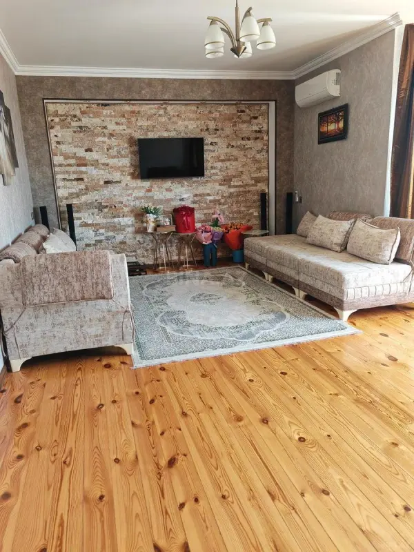 Satılır 3 otaqlı mənzil 103 m²