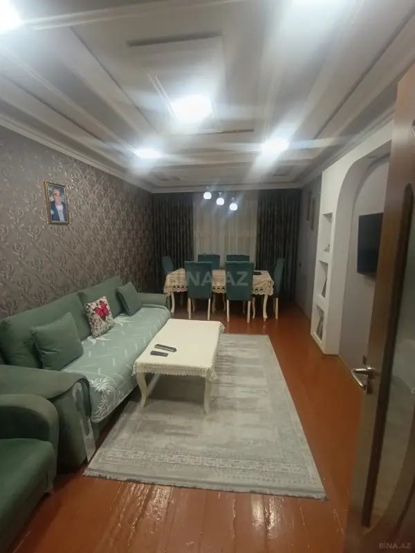 Satılır 5 otaqlı mənzil 110 m²