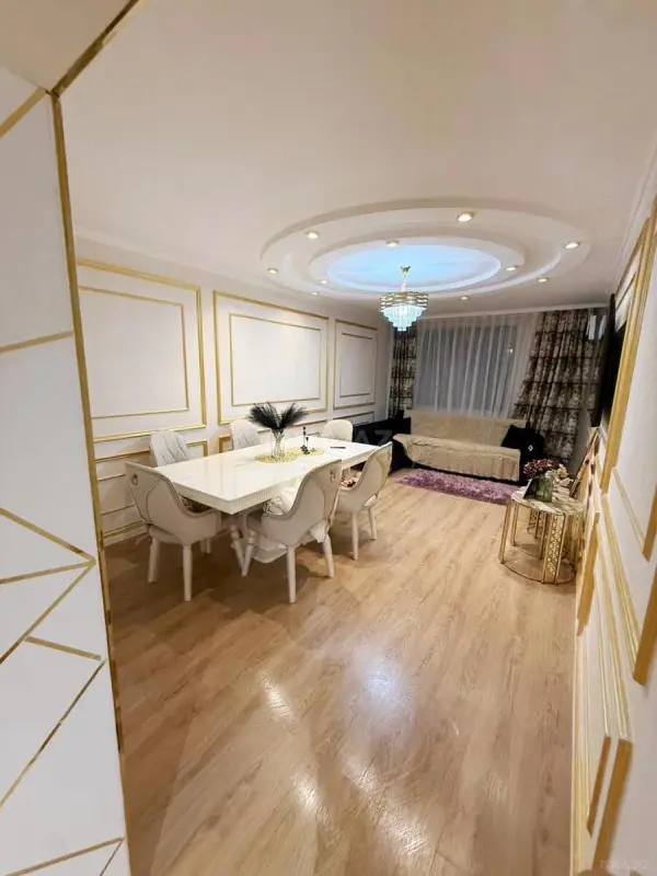 Satılır 4 otaqlı mənzil 129 m²