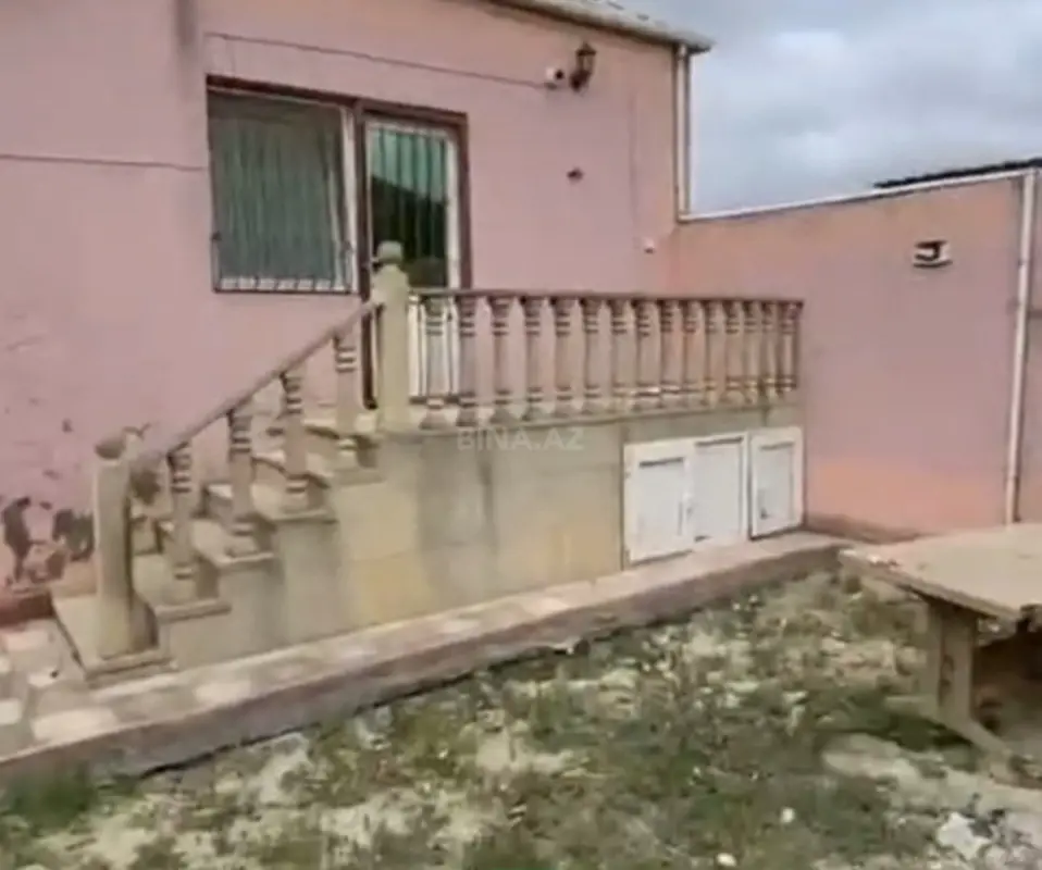 Kirayə verilir 2 otaqlı həyət evi 70 m²