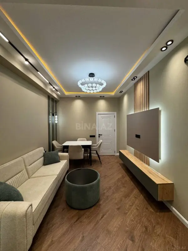Satılır 2 otaqlı mənzil 77 m²