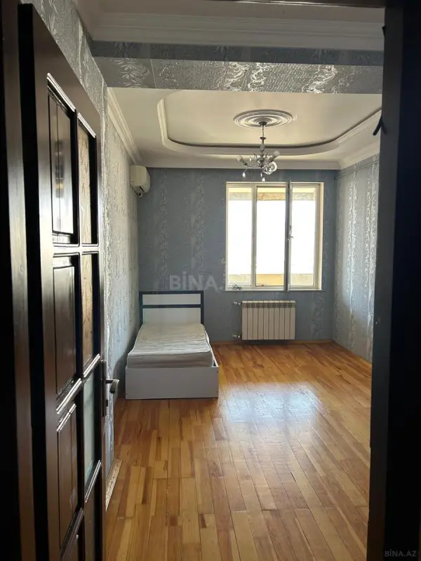 Kirayə verilir 3 otaqlı mənzil 120 m²