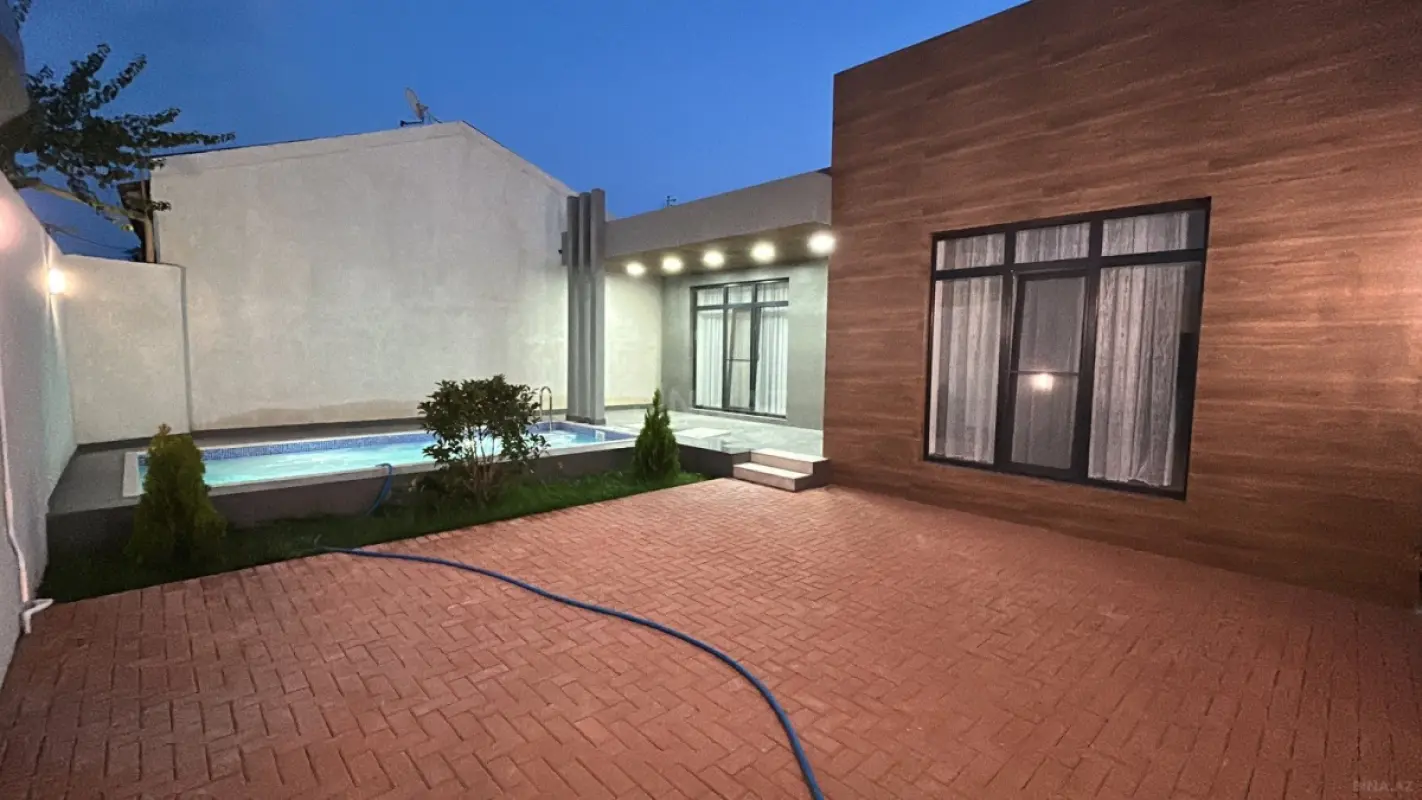 Satılır 5 otaqlı həyət evi 130 m²