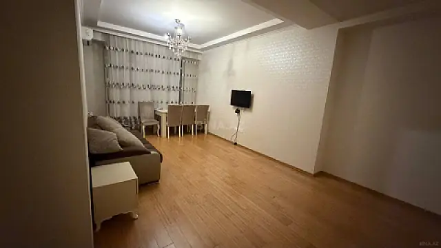 Kirayə verilir 2 otaqlı mənzil 81 m² — Bakı 2 otaq 81.00 m²