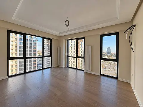 Satılır 3 otaqlı mənzil 76.2 m² — Bakı 3 otaq 76.20 m²