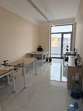 Kirayə verilir 2 otaqlı ofis 38 m² — Bakı 2 otaq 38.00 m²