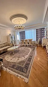 Satılır 3 otaqlı mənzil 152 m² — Bakı 3 otaq 152.00 m²
