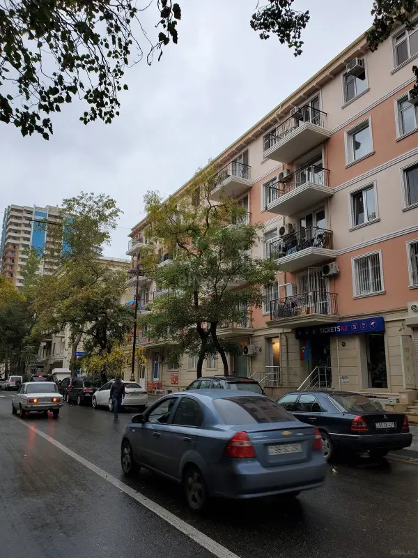 Satılır 2 otaqlı mənzil 38 m²
