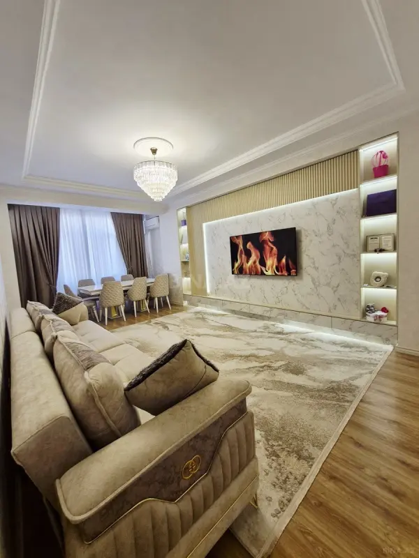 Satılır 2 otaqlı mənzil 110 m²