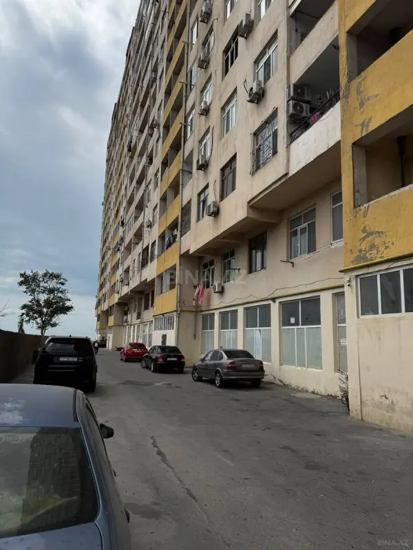 Satılır 2 otaqlı mənzil 70 m²