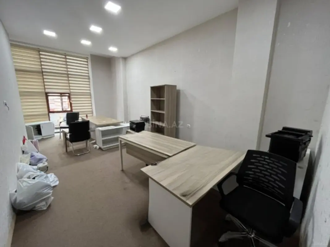 Kirayə verilir 1 otaqlı ofis 30 m²