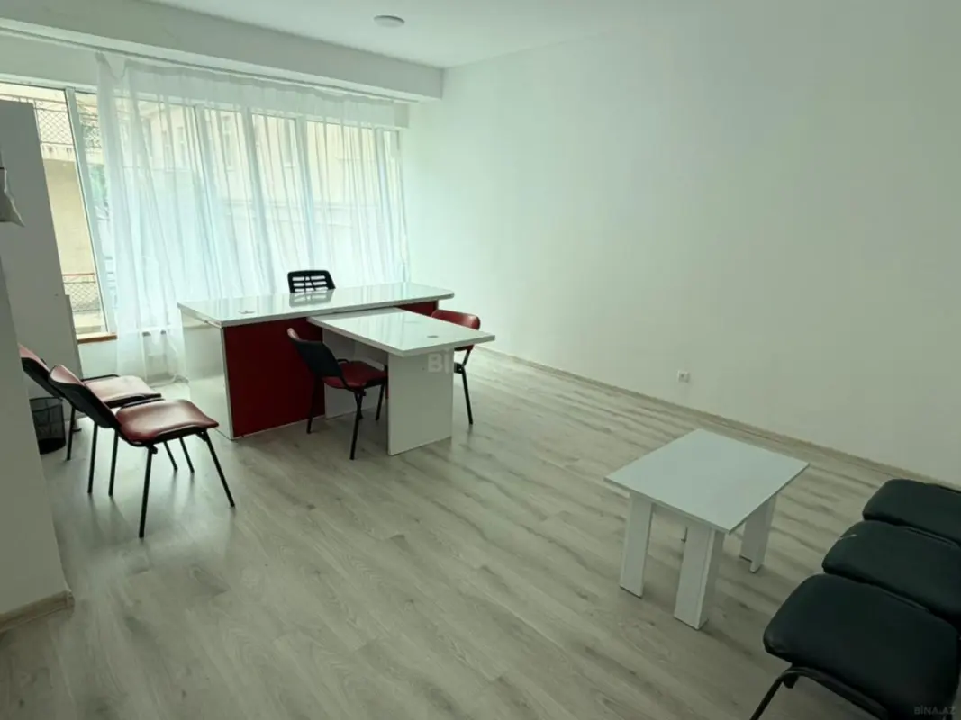 Kirayə verilir 1 otaqlı ofis 14 m²