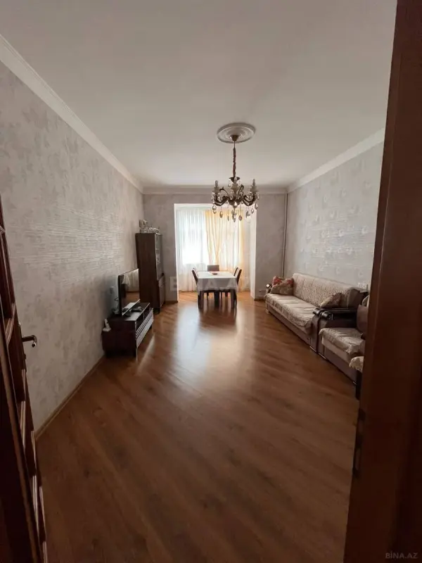 Satılır 2 otaqlı mənzil 65 m²