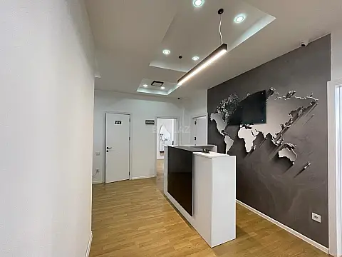 Kirayə verilir 5 otaqlı ofis 300 m² — Bakı 5 otaq 300.00 m²